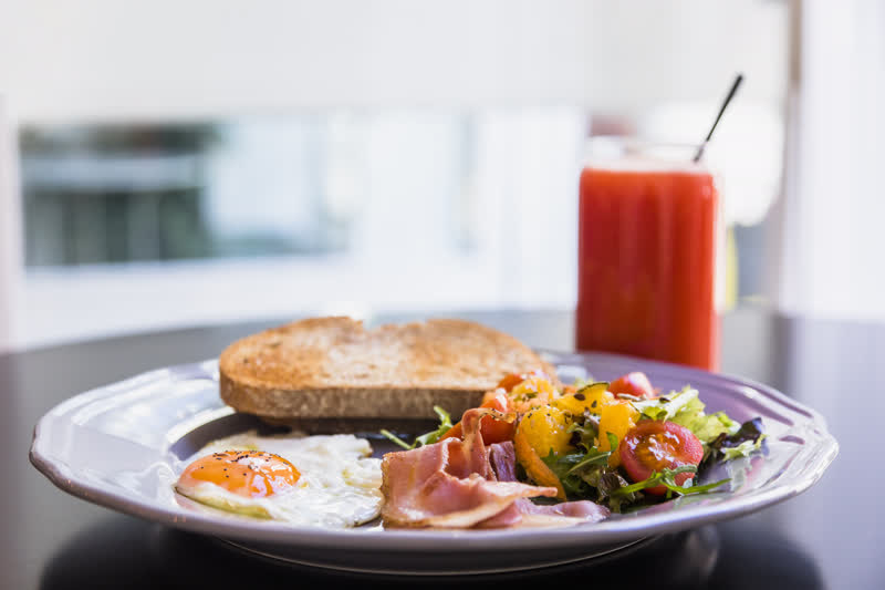 Quick Breakfast Hacks for Busy Mornings