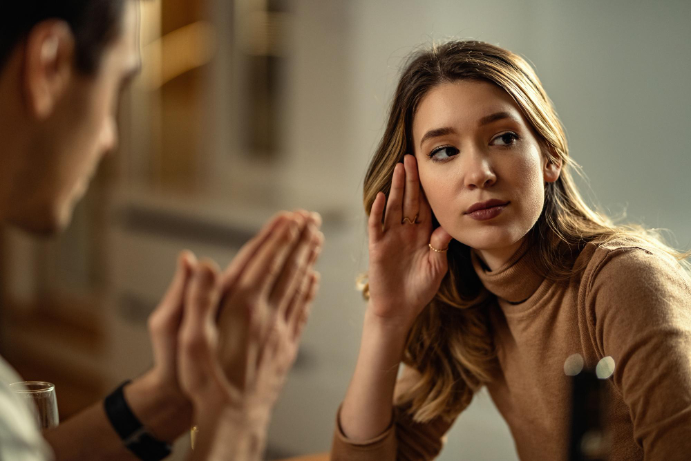 Silent Signals: How Context and Behavior Influence What We Say