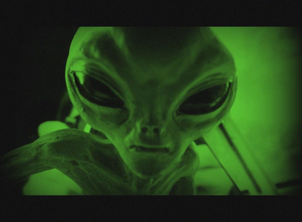 Ancient Aliens (Season 8, Episode 9) - Aliens and Superheroes